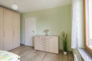 Schlafzimmer II