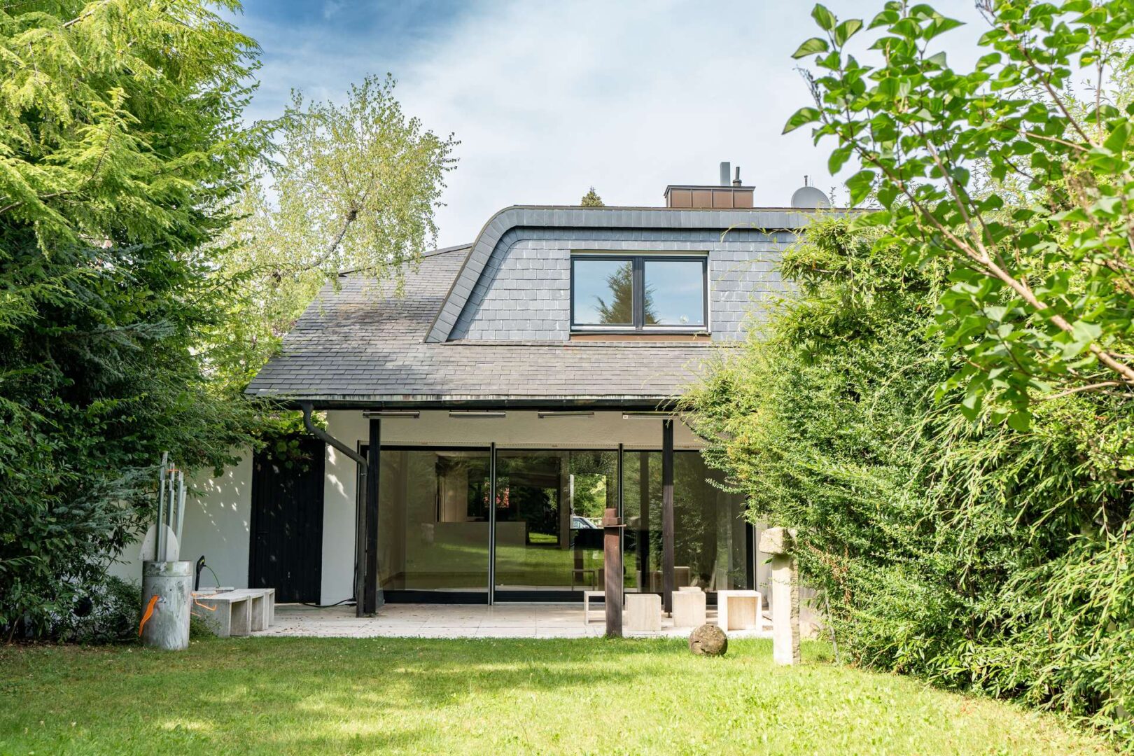 Gartenansicht Haus