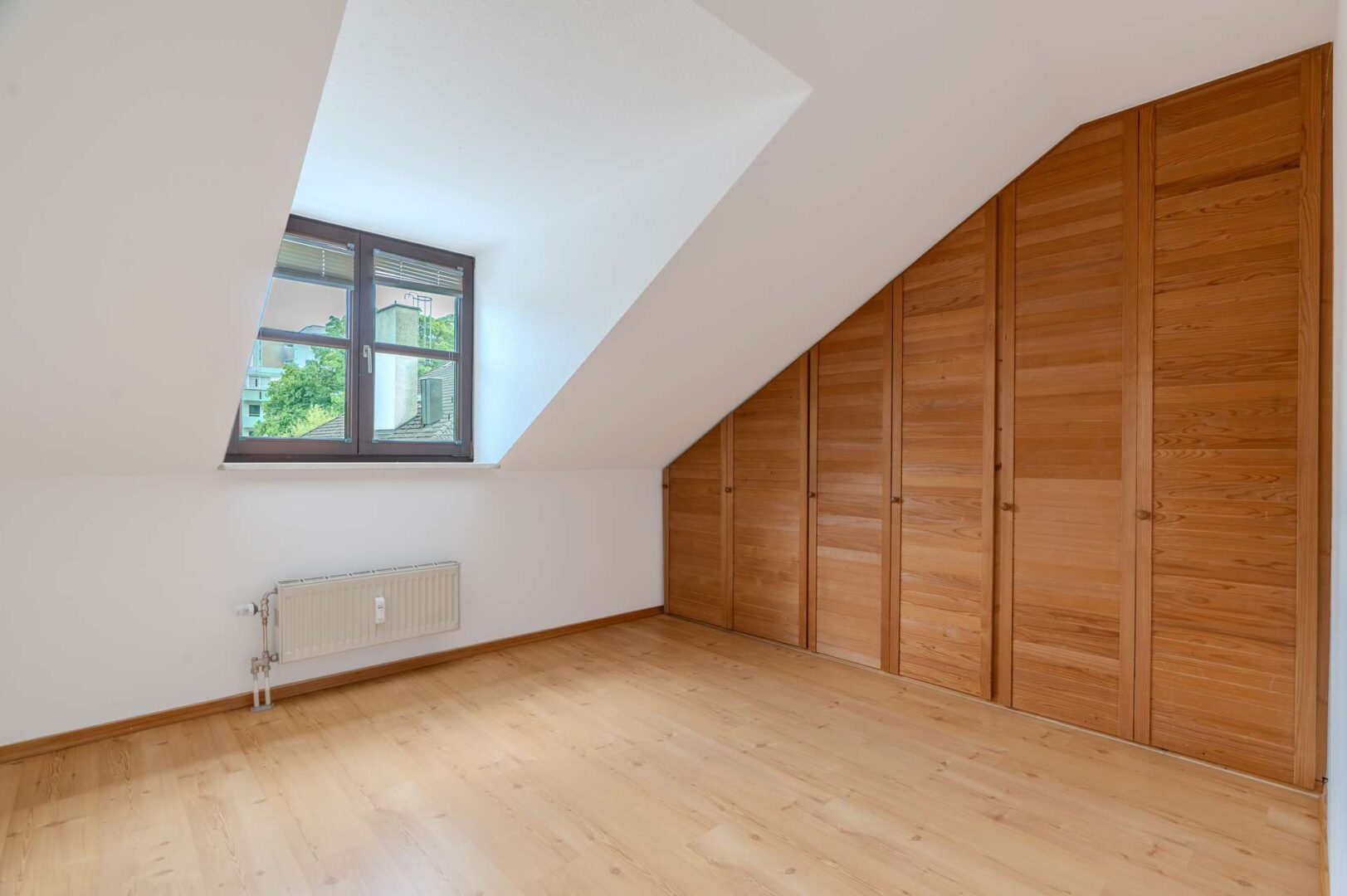 Schlafzimmer 2