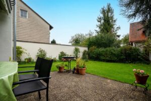 Terrasse und Garten
