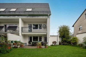 Garten und Außenansicht